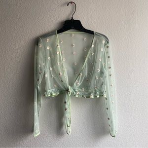 Front tie sheet long sleeve blouse